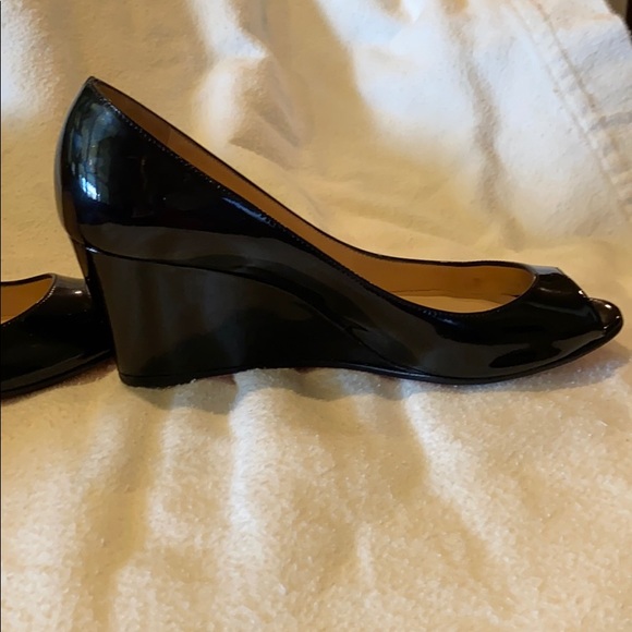 Christian Louboutin wedge pump - Picture 10 of 13